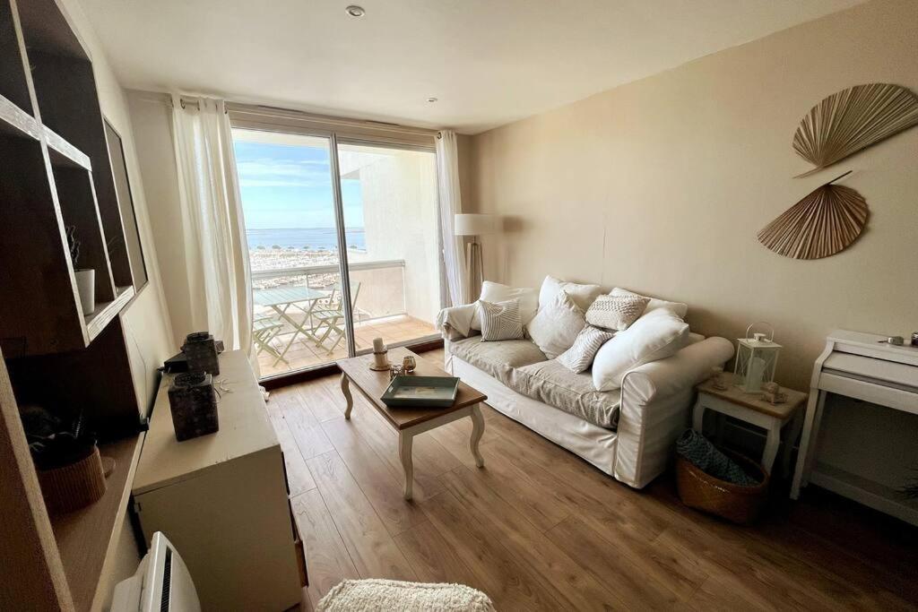 Flat In The Port Of Apartment *