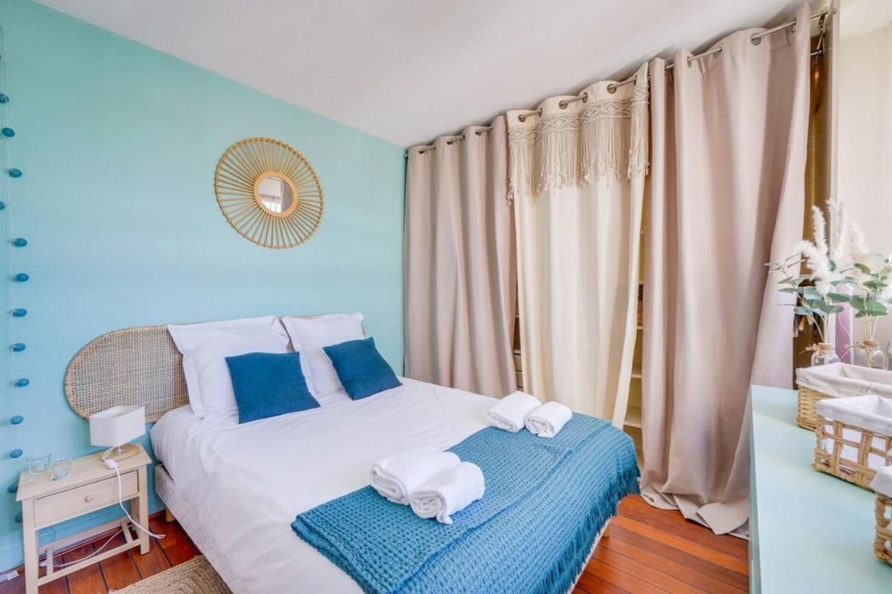Flat In The Port Of * Arcachon
