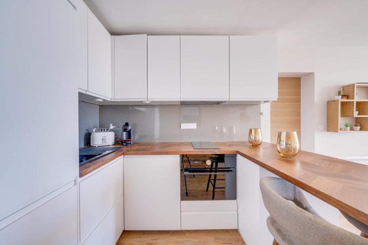 Flat In The Port Of * Arcachon